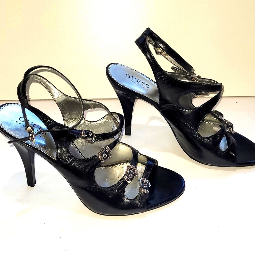 Guess by Marciano womens Pumps size 8